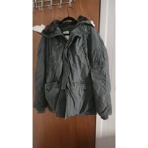 Vintage Military N-3B Parka – Extreme Cold Weather Coat, Faux Fur Hood